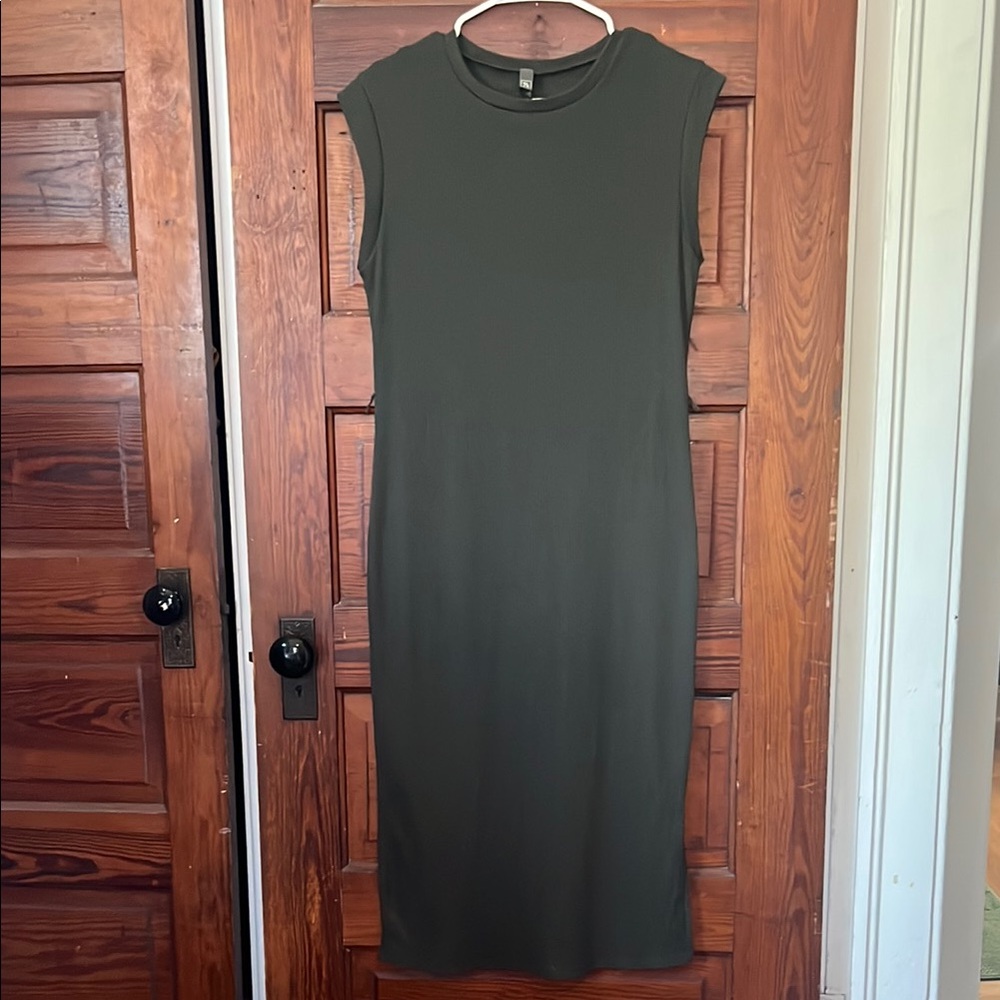 Ayla ribbed long dress size L